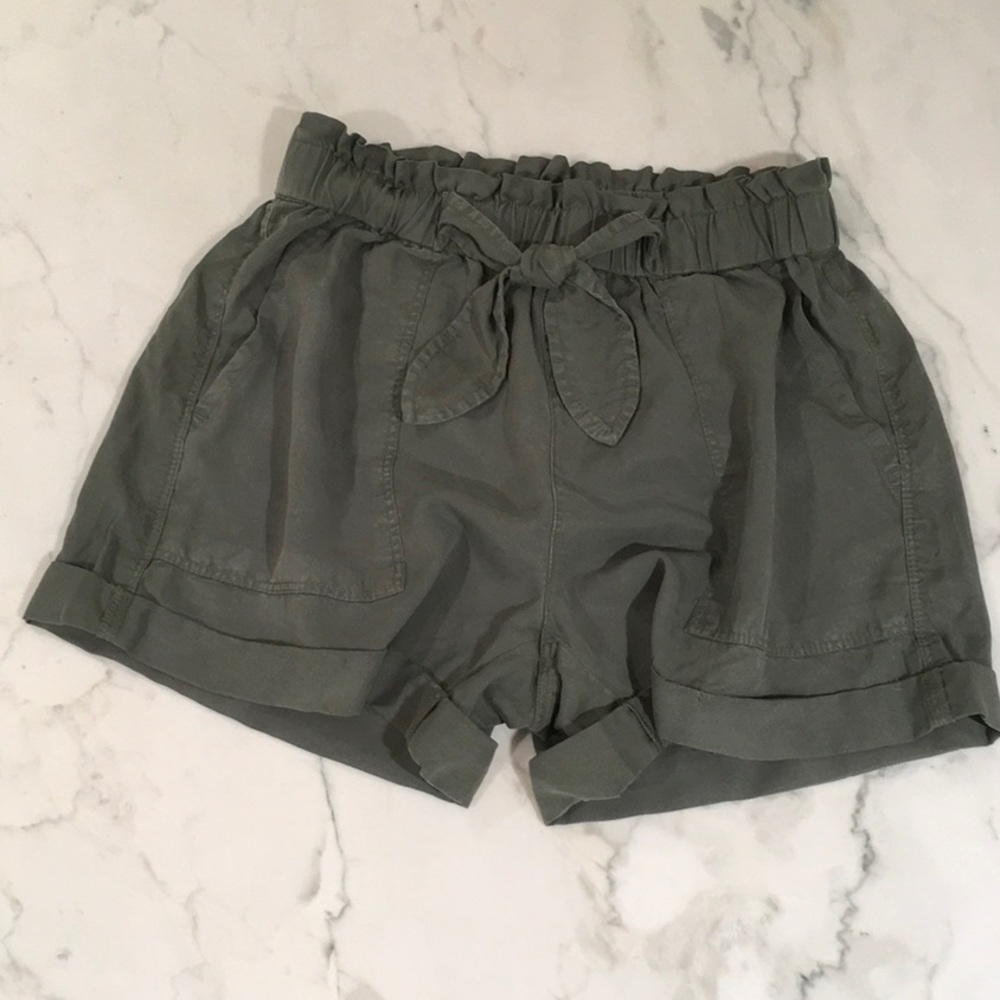 Aerie Small Paperbag Style Shorts